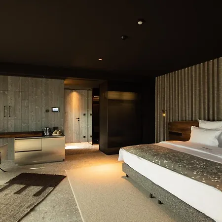 Hay Boutique & By Edem Family Hotel