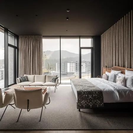 Hay Boutique & By Edem Family * Bukowel